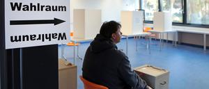 Gähnende Leere. In vielen der 131 Wahllokalen der Stadt war kaum etwas los am Stichwahltag. 