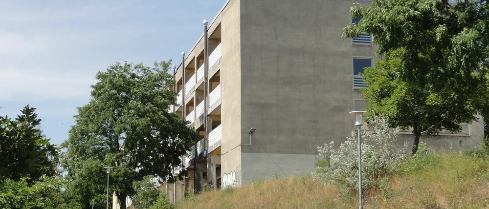 Das einstige Lehrlingswohnheim in Werder (Havel) ist inzwischen saniert. Dort sollen Flüchtlingsfamilien unterkommen. Wann, ist aber noch offen.