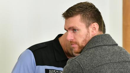 In einem ersten Verfahren war der Ex-NPD-Politiker Maik Schneider zu neuneinhalb Jahren Gefängnis verurteilt worden. 