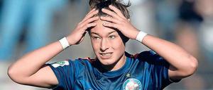 Es war nicht ihr Tag. Erst verschoss Felicitas Rauch einen Elfmeter, dann bereitete sie den Gegentreffer vor. 