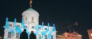 Anfang November wird der Alte Markt beim Potsdamer Lichterspektakel wieder von kunstvollen Lichtinstallationen illuminiert.