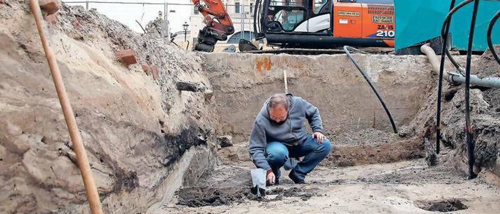 Die Baugrube für das künftige Musikerhaus wird derzeit archäologisch untersucht.
