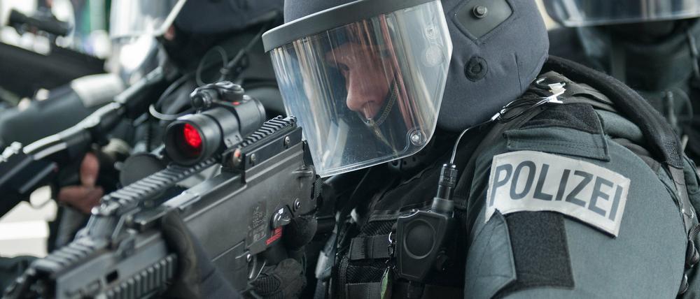 Ein Spezialeinsatzkommando der Polizei (Symbolbild).