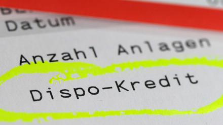 Weniger als im Vorjahr: Die Überschuldungsquote in Brandenburg lag zum Stichtag 1. Oktober bei 9,94 Prozent. 