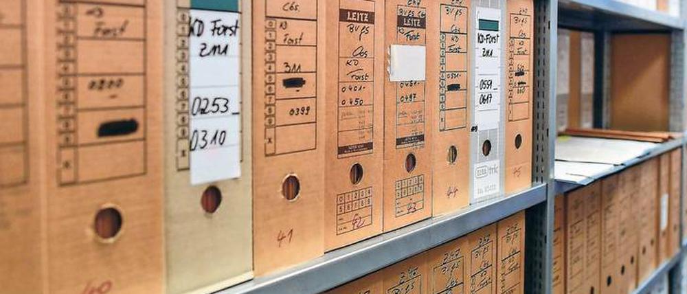 Akten über Akten. Nur noch in Frankfurt (Oder) werden Stasi-Unterlagen aus Brandenburg aufbewahrt.