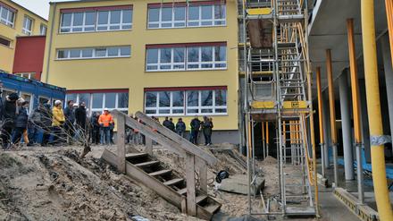 Es ist die derzeit größte Schulbaustelle im Stadtgebiet. Hier ein Foto vom Richtfest im Januar 2018.