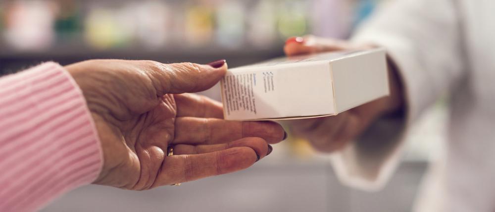 Wie ein aktueller Fall aus Potsdam zeigt, kann die Apotheke vor Ort besser helfen als ein Online-Händler.