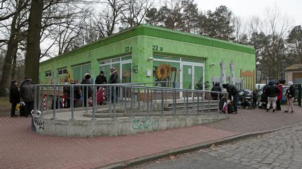 Die Ausgabestelle der Potsdamer Tafel in der Drewitzer Straße.