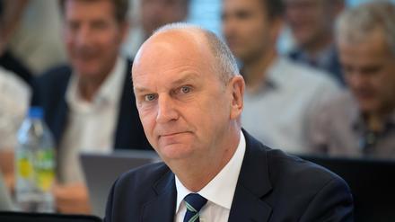 Die rot-rote Regierung von Brandenburgs Ministerpräsident Dietmar Woidke (SPD) steht unter Druck.