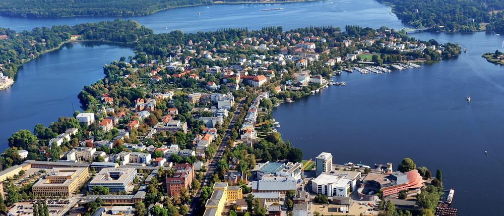 Nobler Wohnort. Die Berliner Vorstadt in Potsdam aus der Luft.