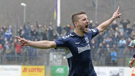 Treffsicher. Tom Nattermann erzielte drei Tore gegen den VfB Auerbach.