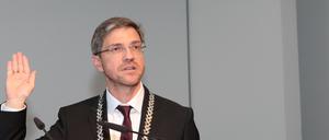 Ins Amt eingeführt: Mike Schubert ist Potsdams neuer Oberbürgermeister.