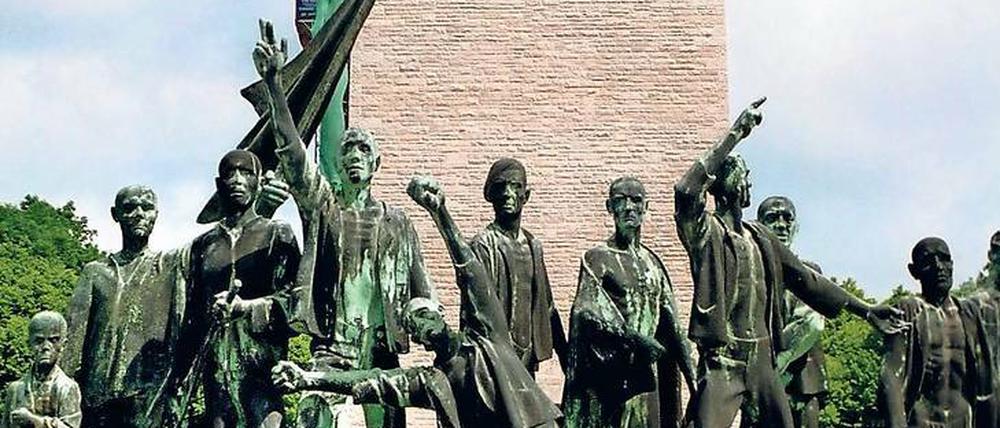 Erinnern als Pflichtübung? In der DDR war Antifaschismus Staatsdoktrin, keine gelebte Realität, sagt Marianne Birthler.