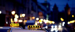 Einen Anspruch auf ein verfügbares Taxi gibt es nicht.