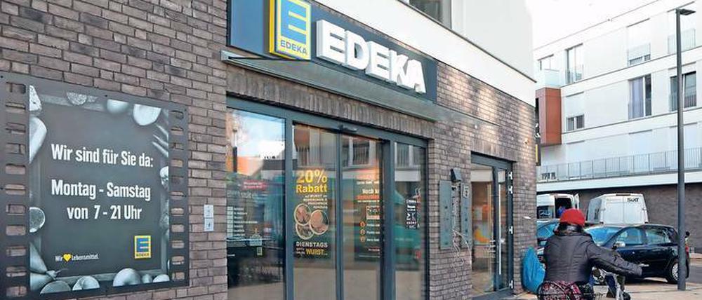 „Fesche Lola“. Der Edeka am Filmpark hat sogar einen Namen.