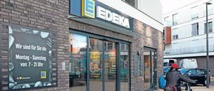 „Fesche Lola“. Der Edeka am Filmpark hat sogar einen Namen.