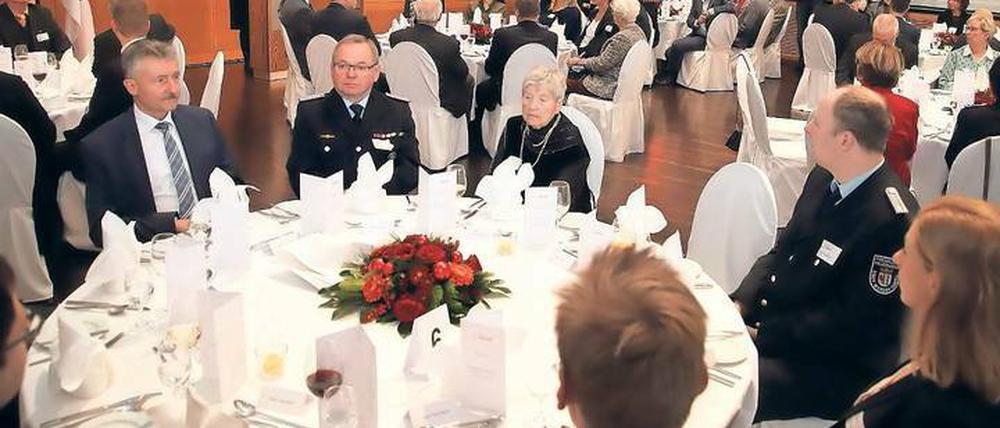 Knapp 100 Ehrenamtliche wurden am Samstag in der Staatskanzlei in Potsdam empfangen.
