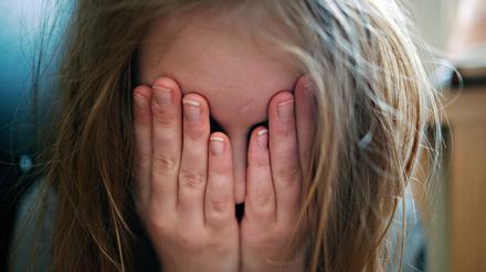 Nicht weggucken: Eltern und auch Potsdamer sind gefragt beim Thema Kinderschutz.