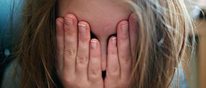 Nicht weggucken: Eltern und auch Potsdamer sind gefragt beim Thema Kinderschutz.