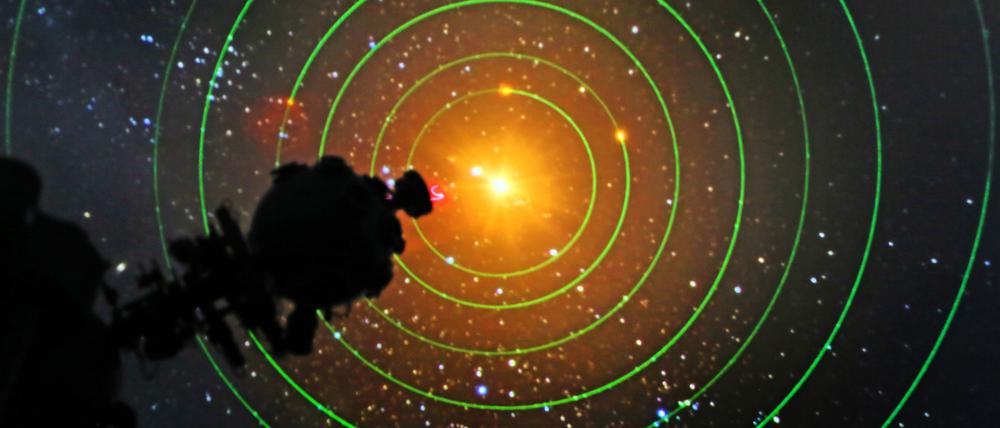 In der Weihnachtsvorführung des Urania Potsdams werden die astronomischen Hintergründe des Sterns von Bethlehem geschildert.