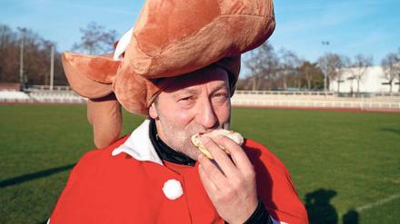 Das wird lustig. Kostüme und Pfannkuchen gehören zum Silvesterlauf.