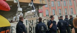 Zum Ende des Protestcamps hatten Abriss-Gegner das FH-Gebäude symbolisch neu gestrichen. 