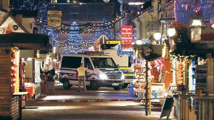 Wegen der Paketbombe musste der Weihnachtsmarkt in Potsdam im Dezember 2017 geräumt werden. 