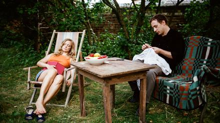 Leben im Paradies? Evelyn und Adam sind sich nicht sicher. 