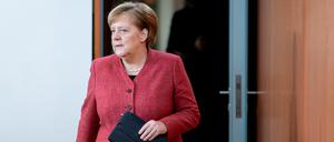Erwartet wird, dass sich Bundeskanzlerin Angela Merkel zur politischen Lage äußert.