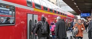 Schon jetzt sind die Züge der Regionalbahnlinie RE1 oft sehr voll.