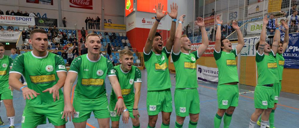Sieger. Das klassenhöchste Team Werderaner FC aus der Brandenburgliga jubelte über den Turniertitel.
