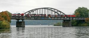 Ein Vorschlag war, dass die Havelspange am Bahndamm am Templiner See entsteht.