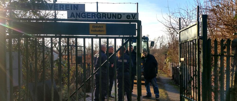 Auf dem Gelände der Kleingartensparte Angergrund in Babelsberg werden die Lauben abgerissen.