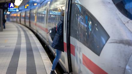 Vom Berliner Hauptbahnhof nach Dresden soll man dann eine halbe Stunde weniger brauchen.