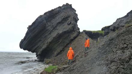 Weggesackt. Wenn Permafrost auftaut, gerät der Boden ins Rutschen.