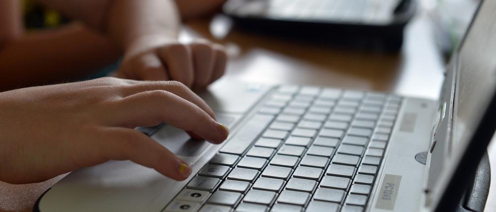 Die Stadt Potsdam wollte eigentlich 15 Schulen mit moderner Computertechnik ausstatten.