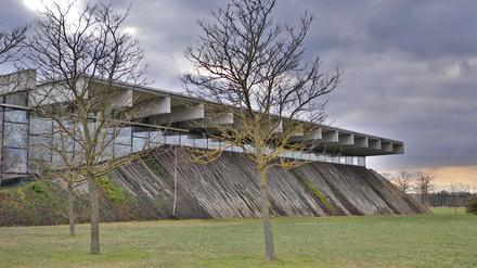 Es bleibt kompliziert. Seit Jahren ringen die Stadtverordneten um die Frage, was aus der Biosphäre am Volkspark werden soll.