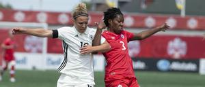 Verantwortung. Diese soll Svenja Huth (l.) im Nationalteam nun auch förmlich tragen.