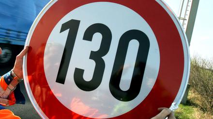 Auf der A13 zwischen dem Kreuz Schönefeld und dem Dreieck Spreewaldsoll ein Tempolimit von 130 km/h eingerichtet werden.