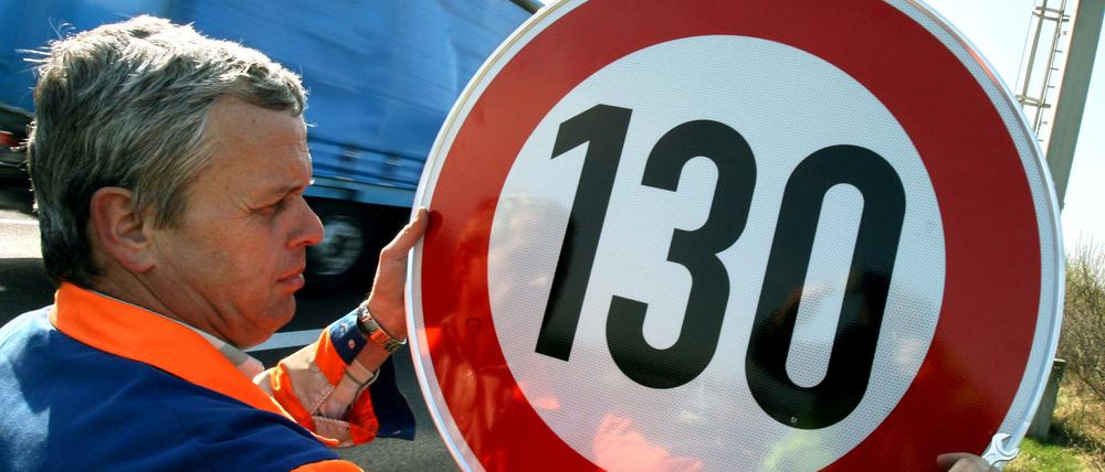 Auf der A13 zwischen dem Kreuz Schönefeld und dem Dreieck Spreewaldsoll ein Tempolimit von 130 km/h eingerichtet werden.