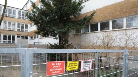 Hundezwinger auf dem Klinikumgelände Ernst von Bergmann