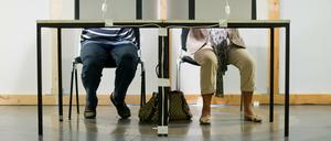 Behinderte, die einen Betreuer benötigen, dürfen nach jetzigem Recht nur bei der Kommunalwahl abstimmen.