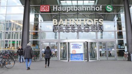 Der Streit eskalierte am Bahnhofsvorplatz in der Babelsberger Straße.