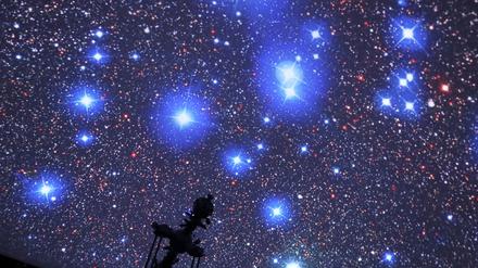 Das Planetarium will veraltete Technik ersetzen.