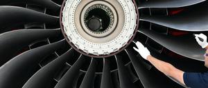 Seltenheitswert. Große Produktionsstrecken wie hier beim Turbinenbauer Rolls Royce in Dahlewitz (Teltow-Fläming) sind eher selten in Brandenburg. Etwa 90 Prozent der Unternehmen des Landes haben höchstens zehn Mitarbeiter.