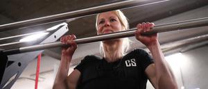 Drei Stunden Training. Im Fitnessstudio im Potsdamer Zentrum Ost trainiert Kathy Syring täglich außer Sonntag.