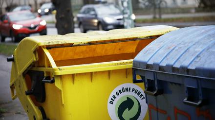 Das Rathaus soll nun prüfen, ob die Gelbe Tonne in Potsdam bald durch eine neue Wertstofftonne Plus ersetzt werden könnte.