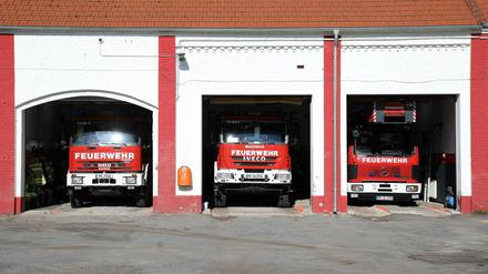 Stahnsdorfs Feuerwehr hat ein kommunales Grundstück in der Annastraße, das „nicht minder geeignet“ sei, heißt es von der Unteren Naturschutzbehörde.