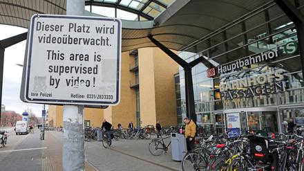 Der Bereich rund um den Hauptbahnhof in Potsdam wird seit Jahren videoüberwacht.