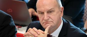 „Es ist vollkommen klar, dass wir den Landesentwicklungsplan jetzt brauchen, um das Land zu entwickeln, Herr Senftleben“, sagte Woidke zu seinem Herausforderer.